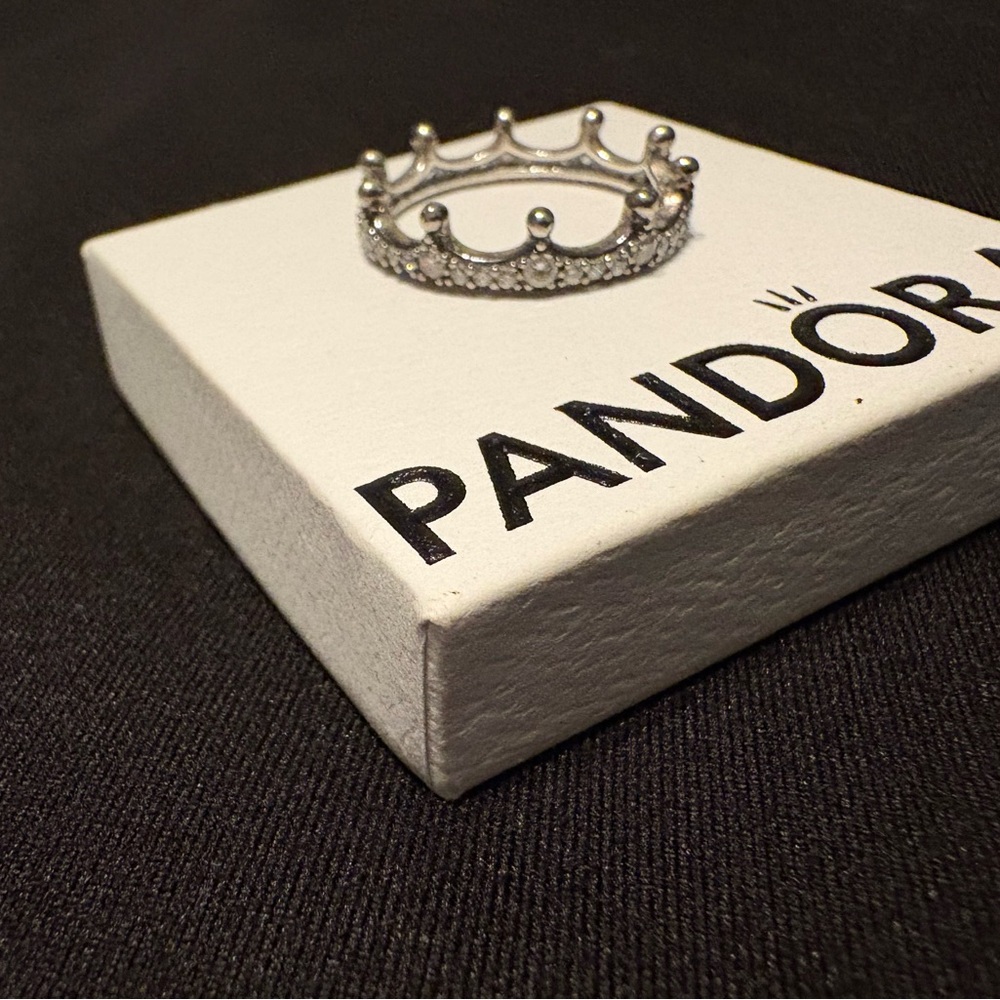 Pandora Sparkling Silver Tiara Ring (retired)